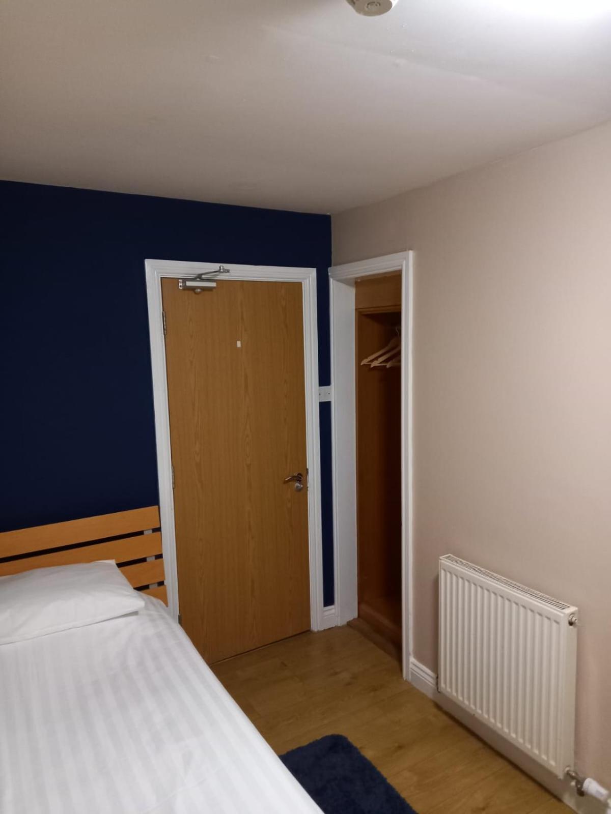 The Renishaw Rooms Exterior foto